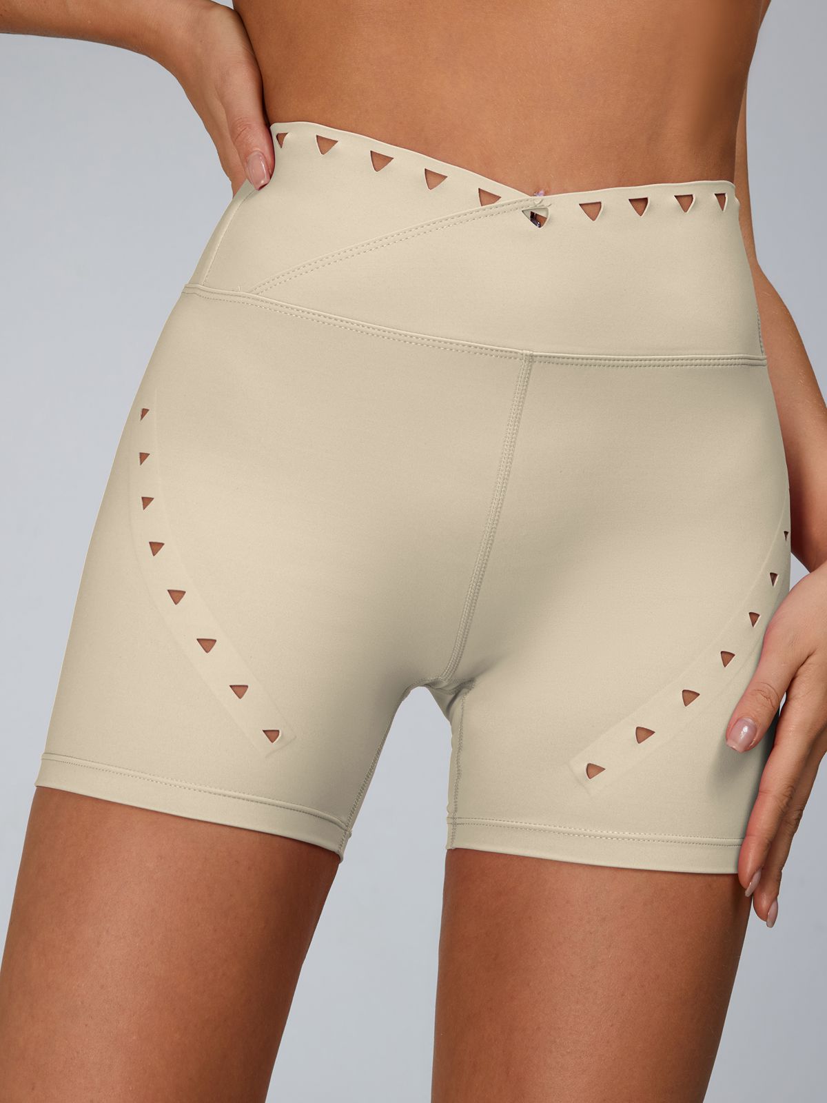 Cutout Tailoring Sports Bras