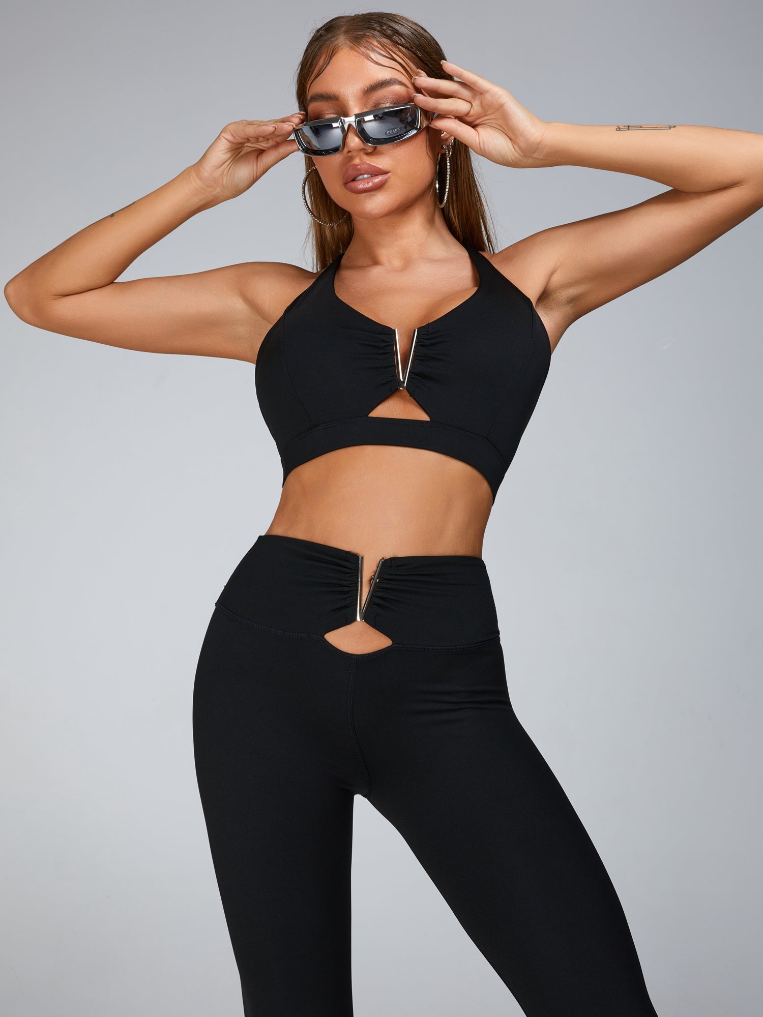 Cutout V Shape Metal Leggings