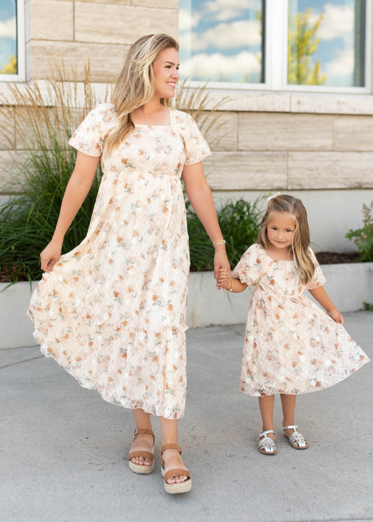Alina Floral Lace Little Girls Dress