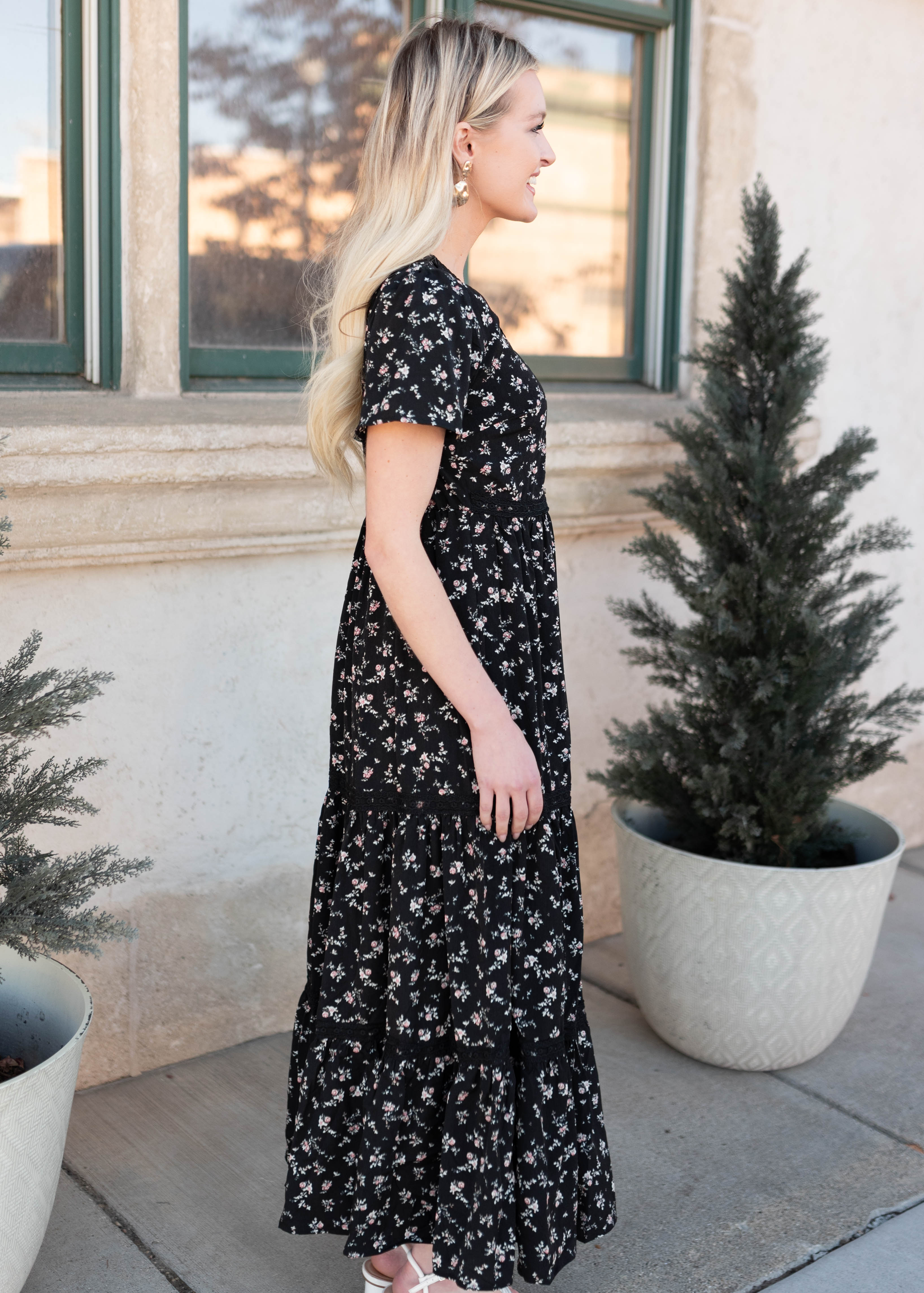 Ellie Black Floral Dress