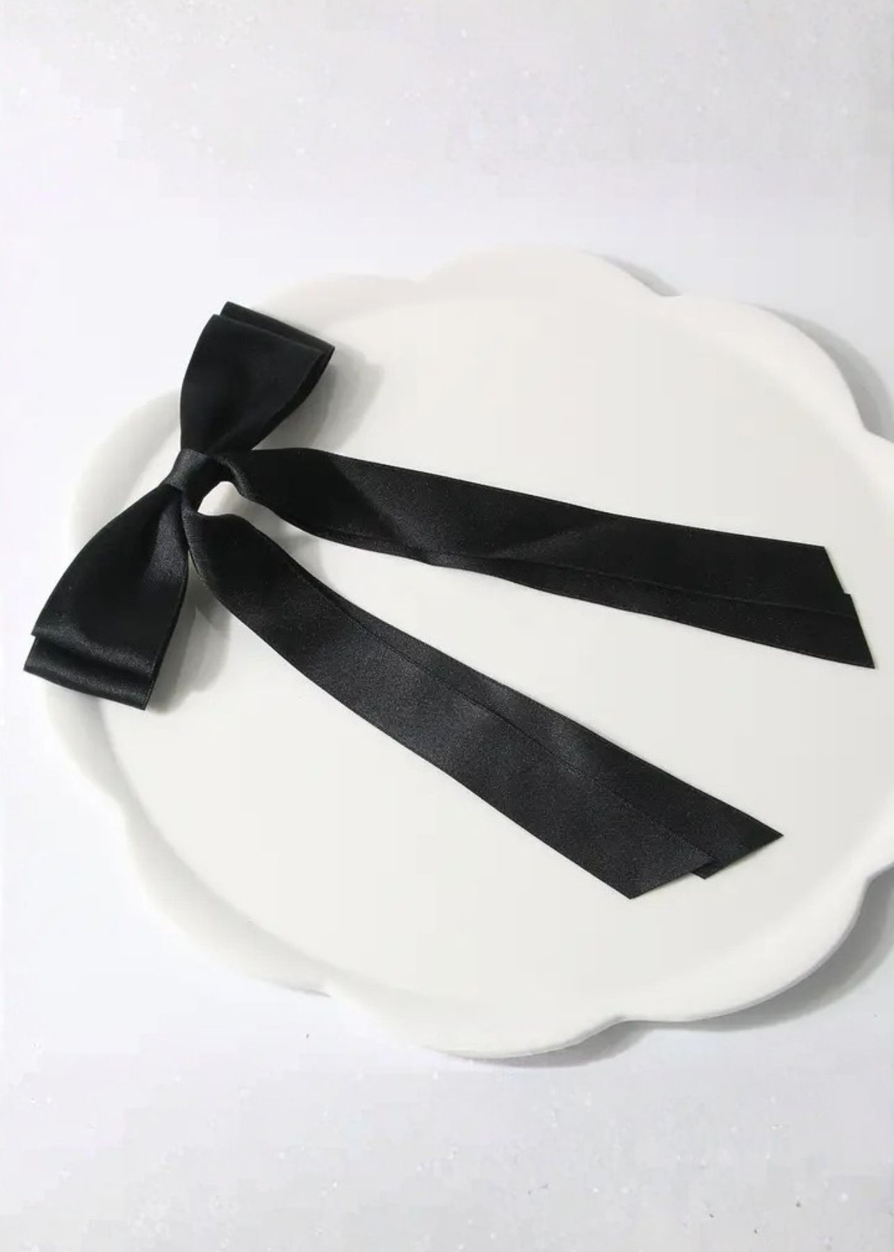 Remi Black Bow