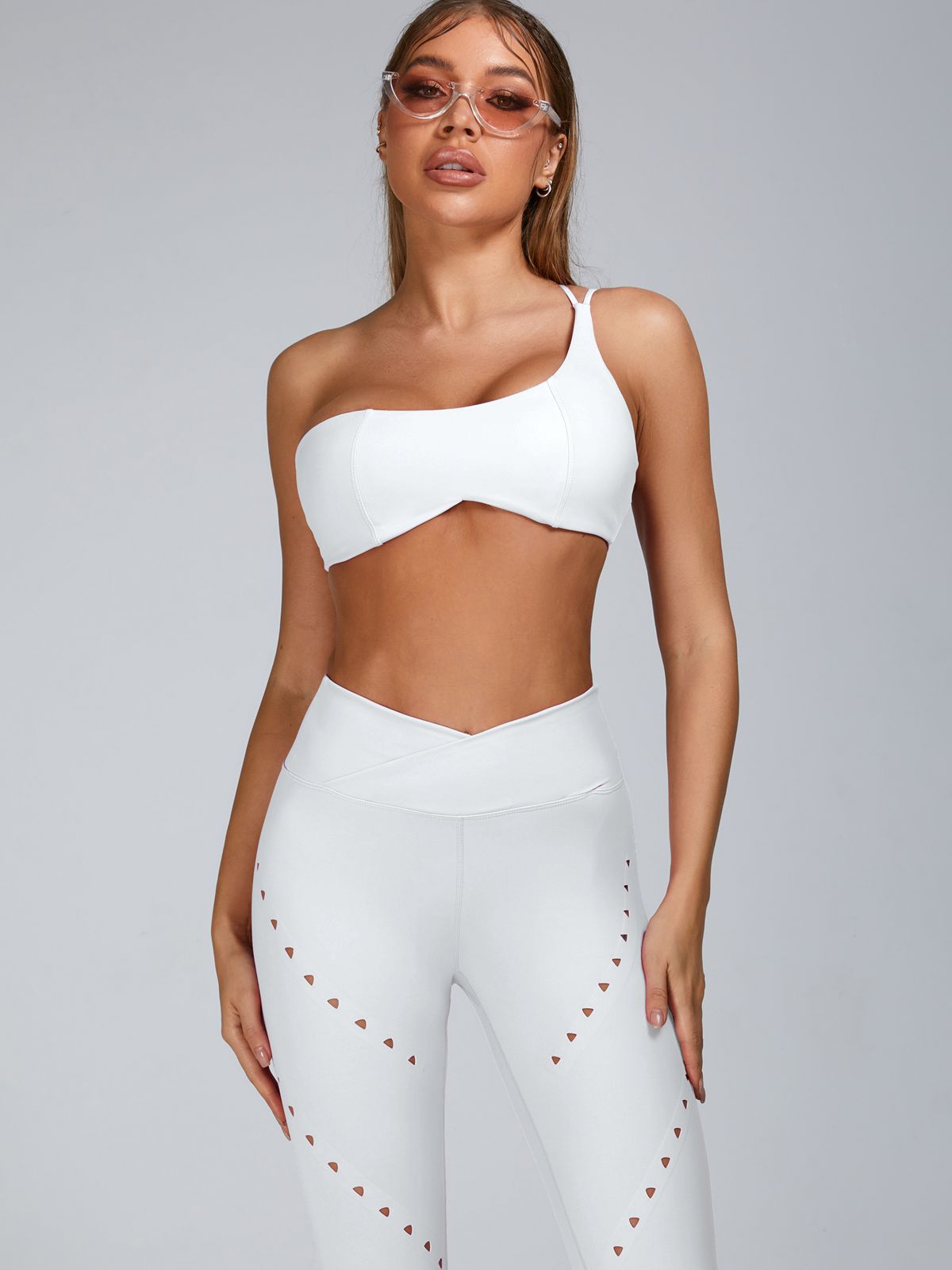 Cutout V Shape Waist Leggings
