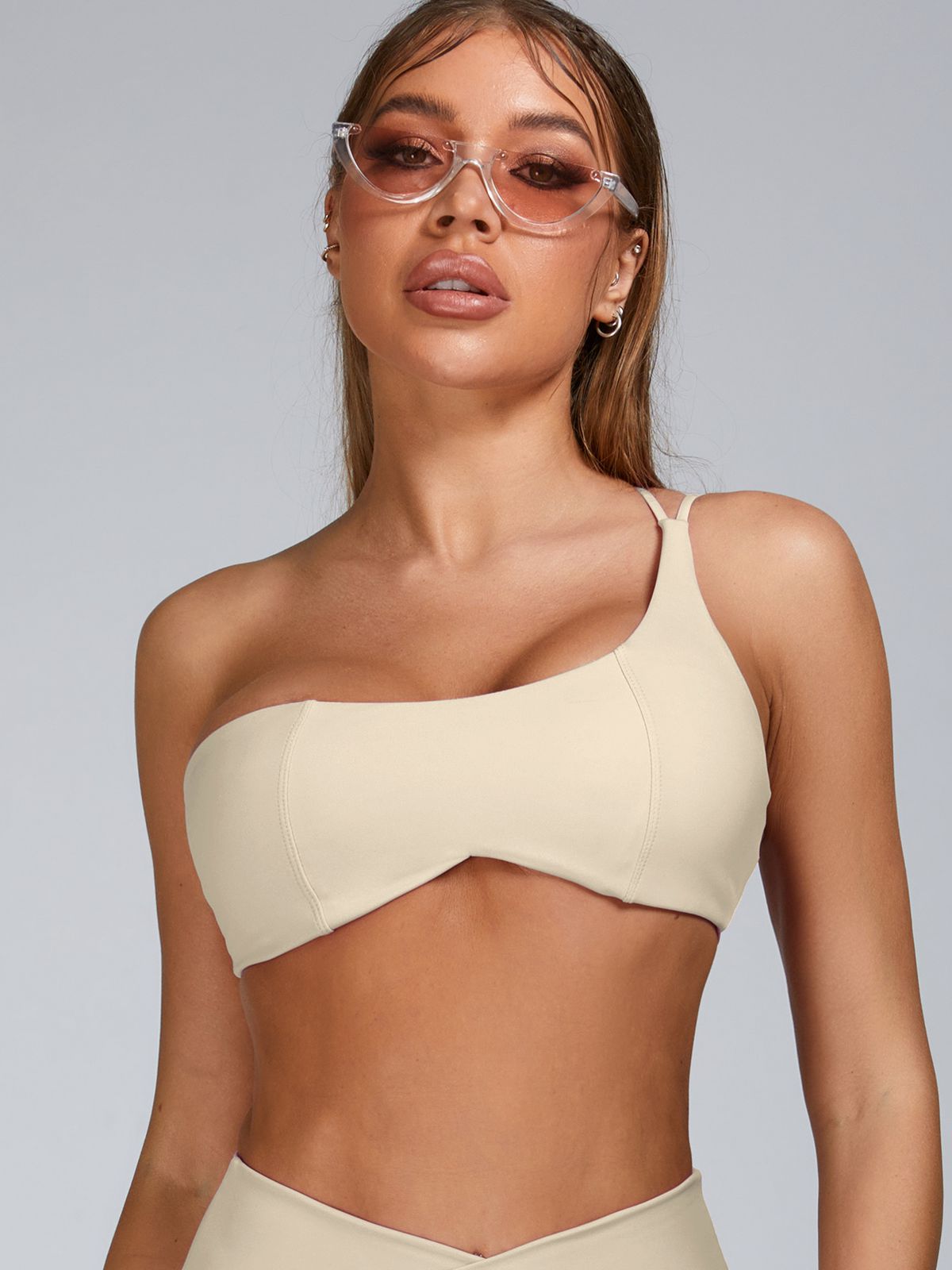 Cutout V Shape Waist Leggings