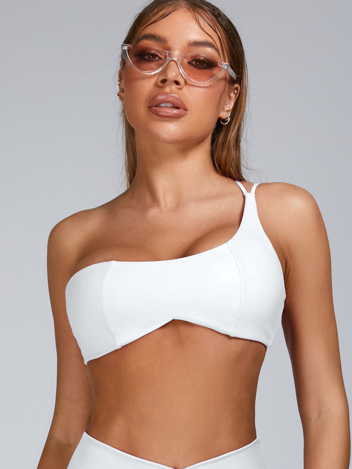 Cutout V Shape Waist Leggings